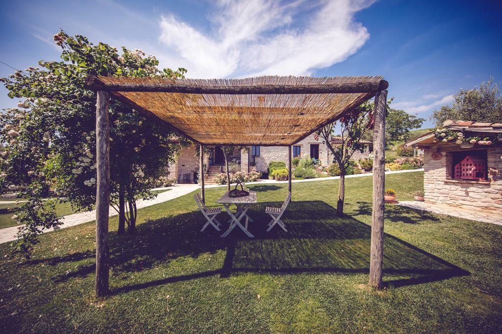 Agriturismo Casal San Sergio Fossombrone Εξωτερικό φωτογραφία